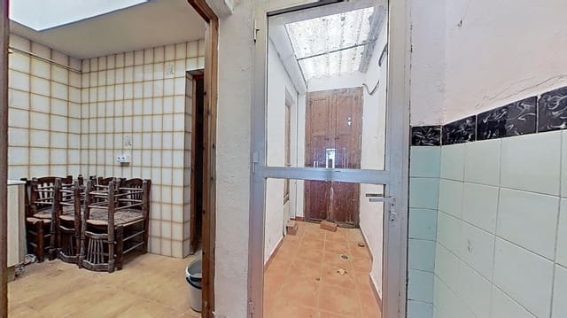 5 Zimmer Haus zu verkaufen in Atzeneta del Maestrat mit Garage - 83.000 € (Ref: 9991439)