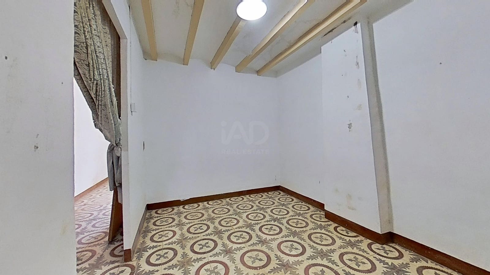5 Zimmer Haus zu verkaufen in Atzeneta del Maestrat mit Garage - 83.000 € (Ref: 9991439)