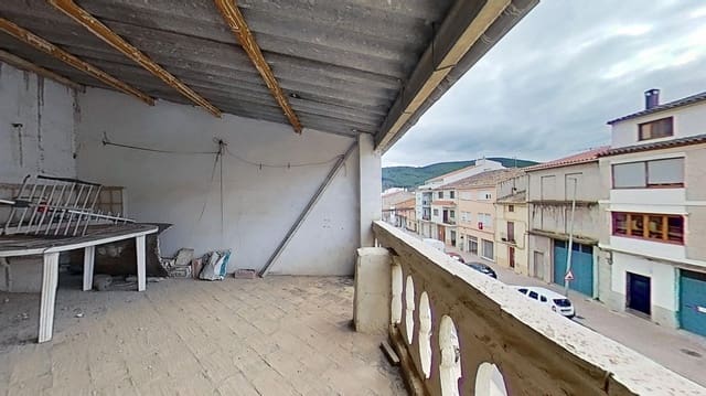 5 Zimmer Haus zu verkaufen in Atzeneta del Maestrat mit Garage - 83.000 € (Ref: 9991439)
