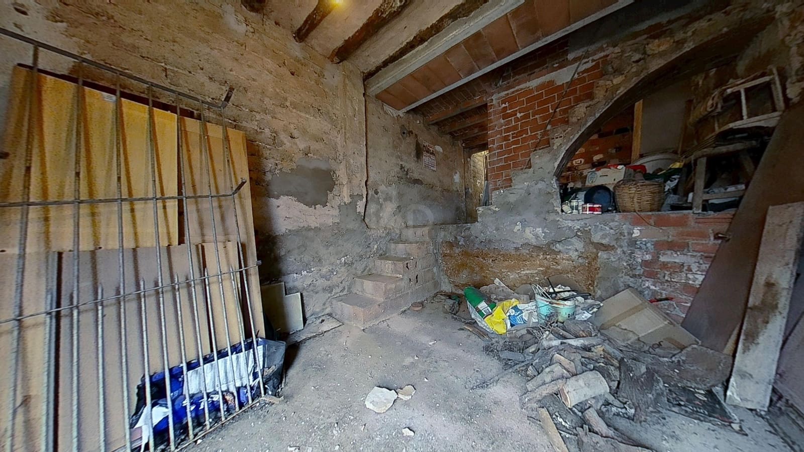 5 Zimmer Haus zu verkaufen in Atzeneta del Maestrat mit Garage - 83.000 € (Ref: 9991439)