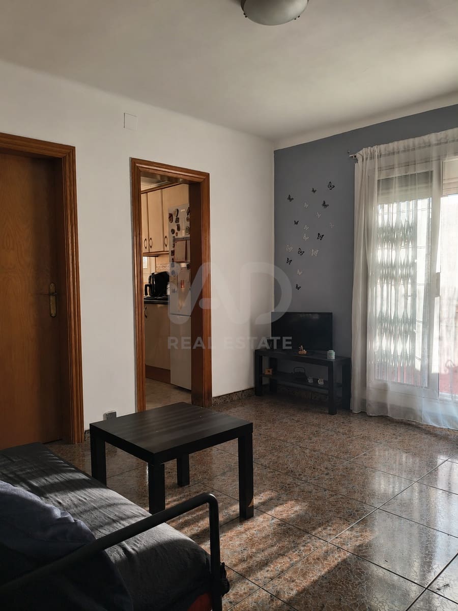 3 soveværelse Penthouse til salg i Barcelona by - € 160.000 (Ref: 9991442)