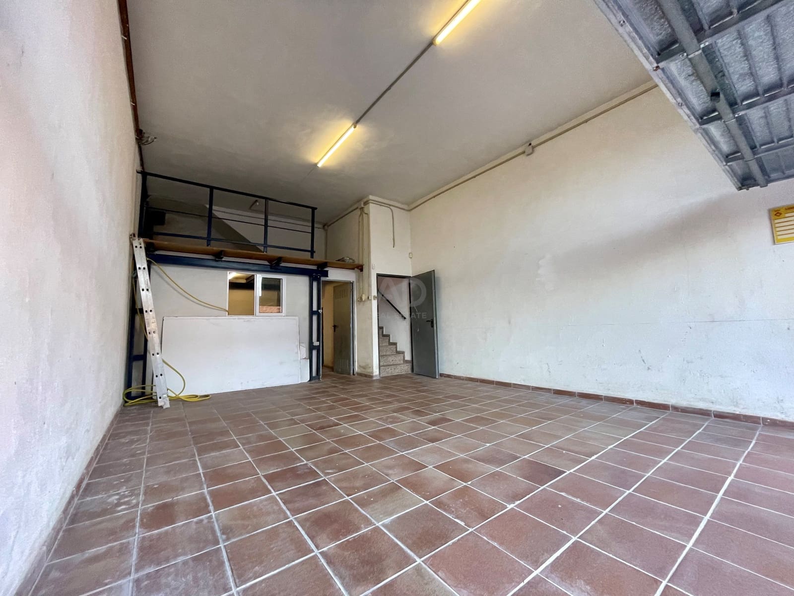 4 soverom Hus til salgs i Barcelona by - € 464 000 (Ref: 9991443)
