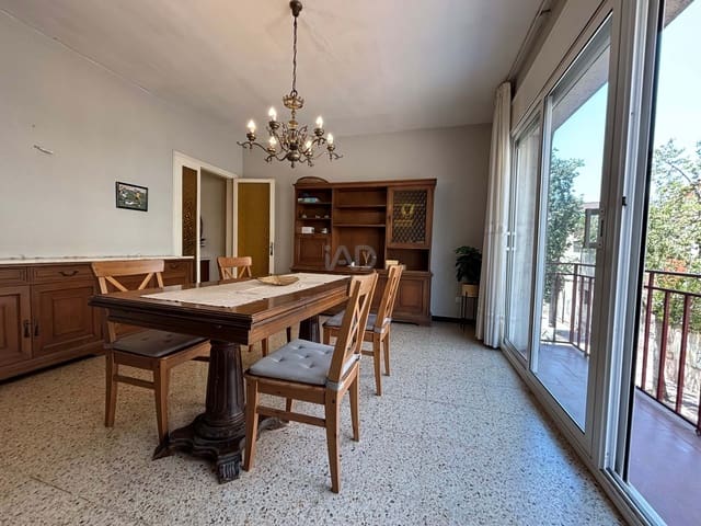 Apartamento de 5 habitaciones en Sabadell en venta - 355.000 € (Ref: 9991444)