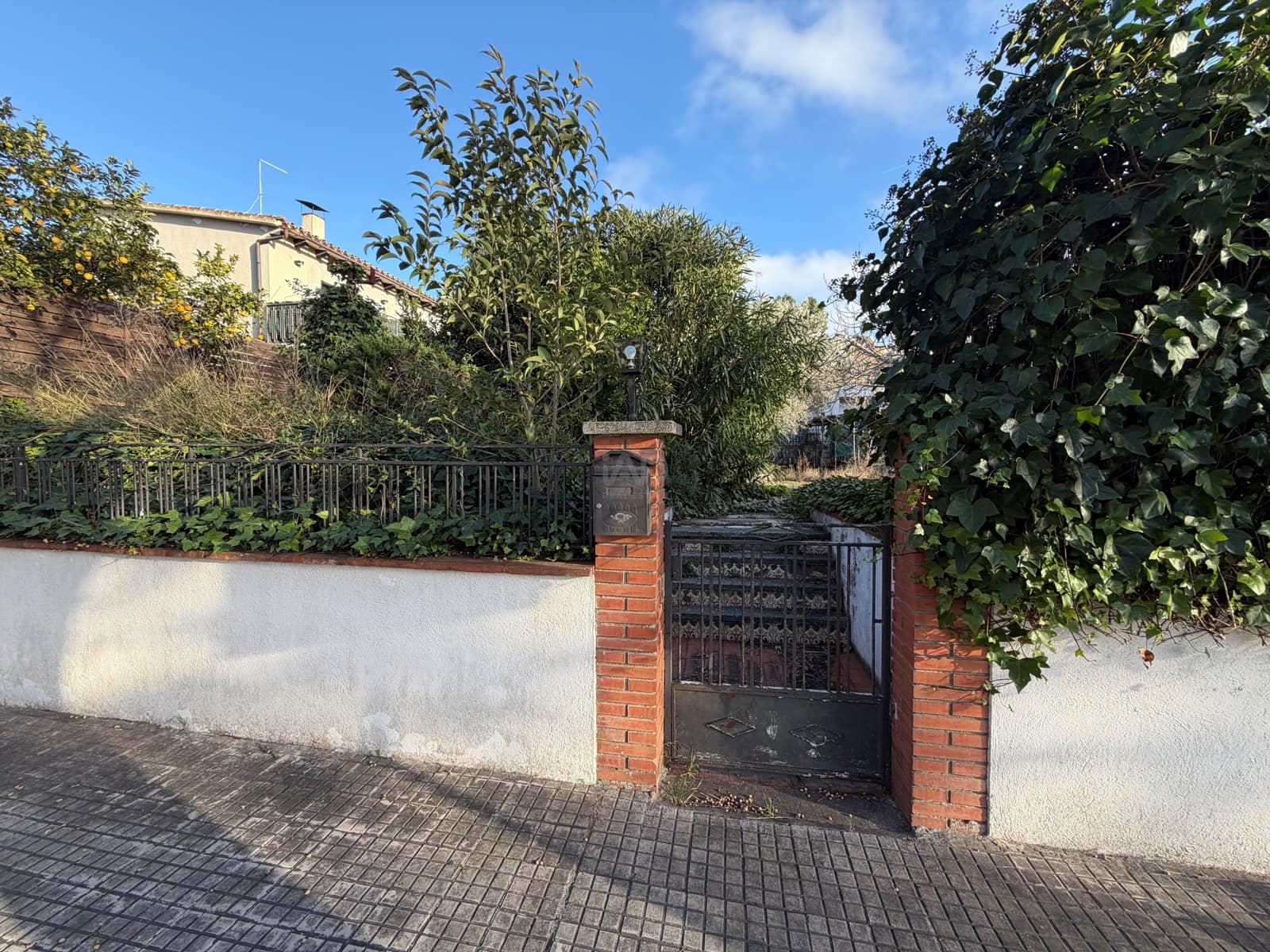 Terreno Não Urbanizado para venda em Barcelona cidade - 230 000 € (Ref: 9991447)
