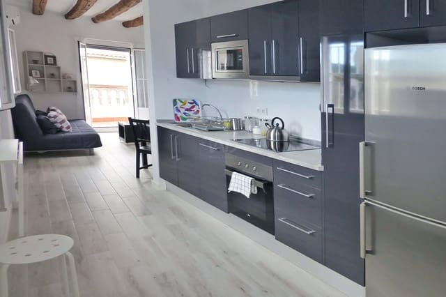 Ático de 2 habitaciones en El Raval, Barcelona ciudad en venta - 290.000 € (Ref: 9991449)