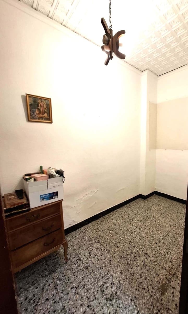 3 bedroom Townhouse for sale in Alicante / Alacant city - € 145,000 (Ref: 9991453)