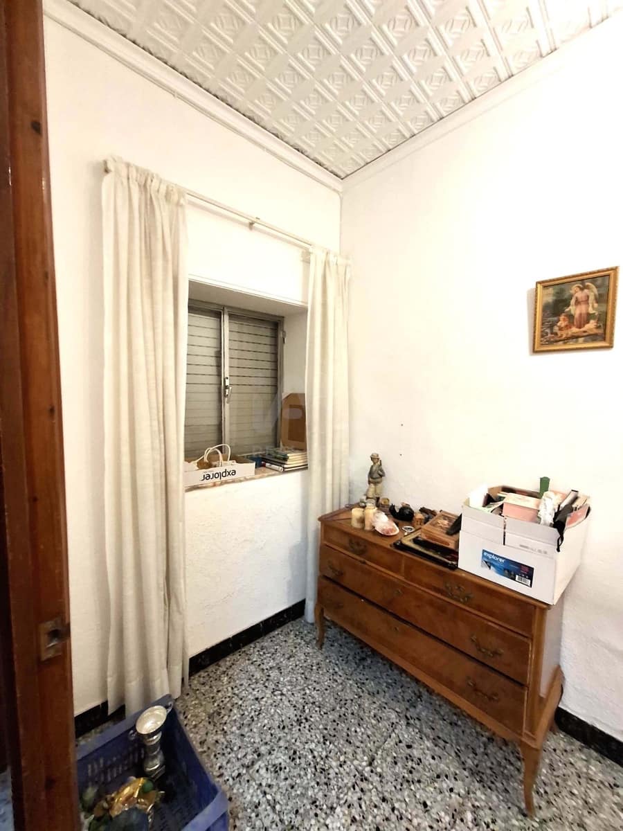 3 bedroom Townhouse for sale in Alicante / Alacant city - € 145,000 (Ref: 9991453)