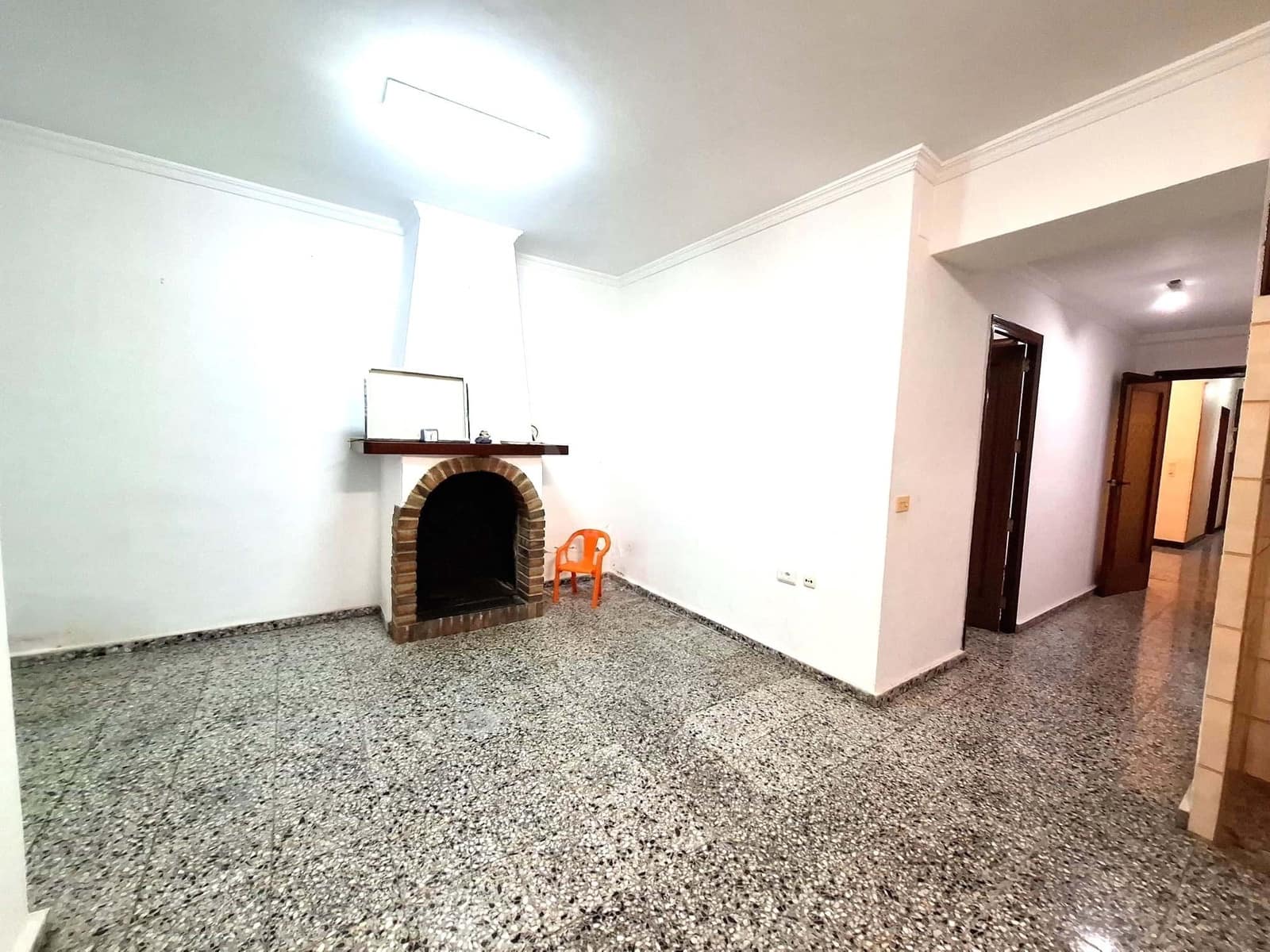 3 bedroom Townhouse for sale in Alicante / Alacant city - € 145,000 (Ref: 9991453)