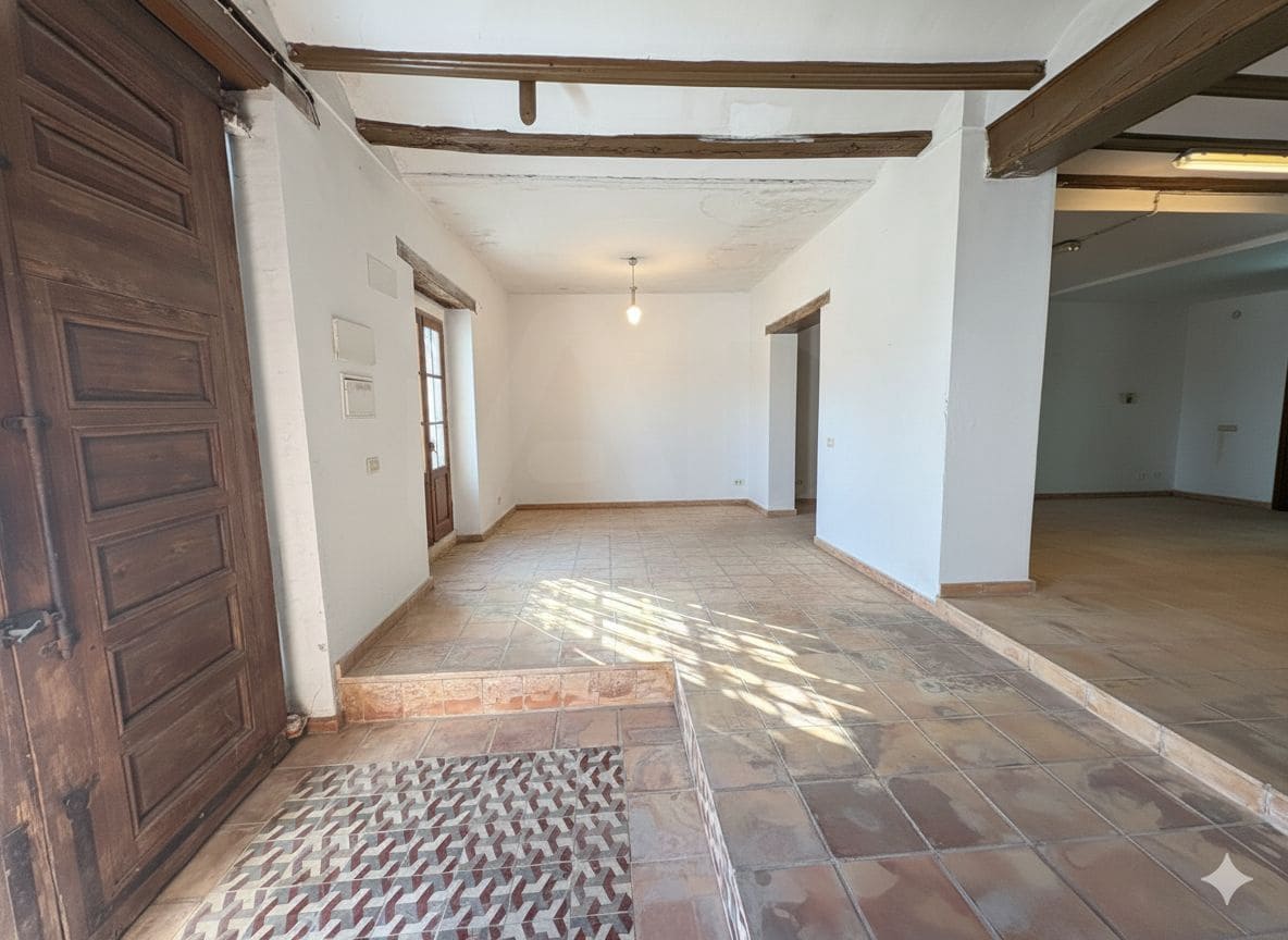 5 soverom Hus til salgs i Valencia by - € 330 000 (Ref: 9991455)