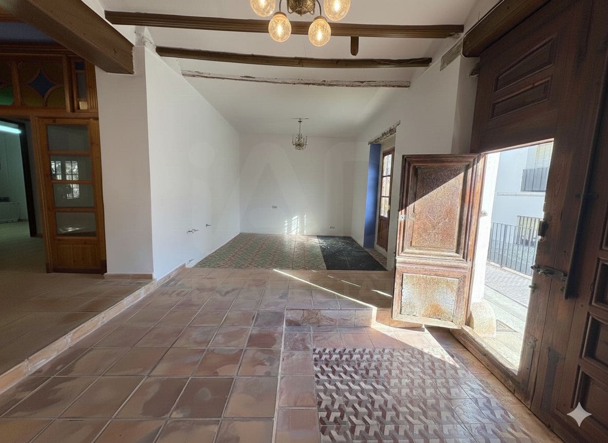 5 soverom Hus til salgs i Valencia by - € 330 000 (Ref: 9991455)