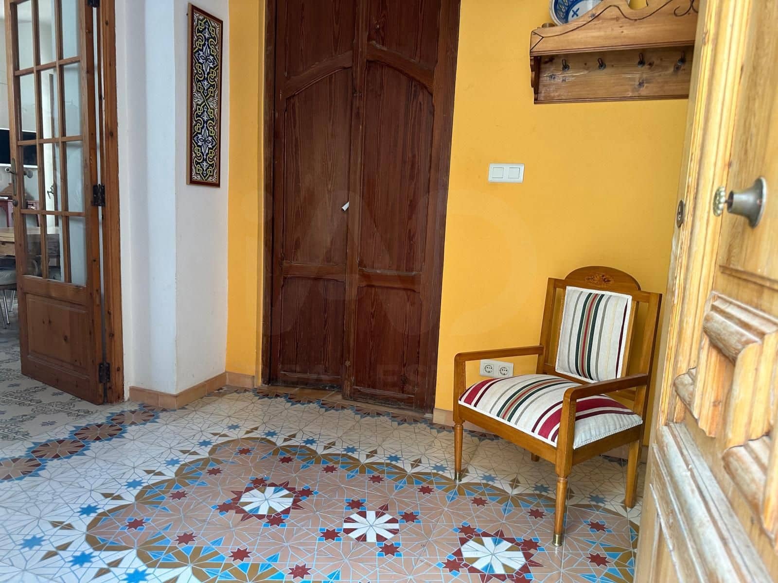 5 soverom Hus til salgs i Valencia by - € 330 000 (Ref: 9991455)