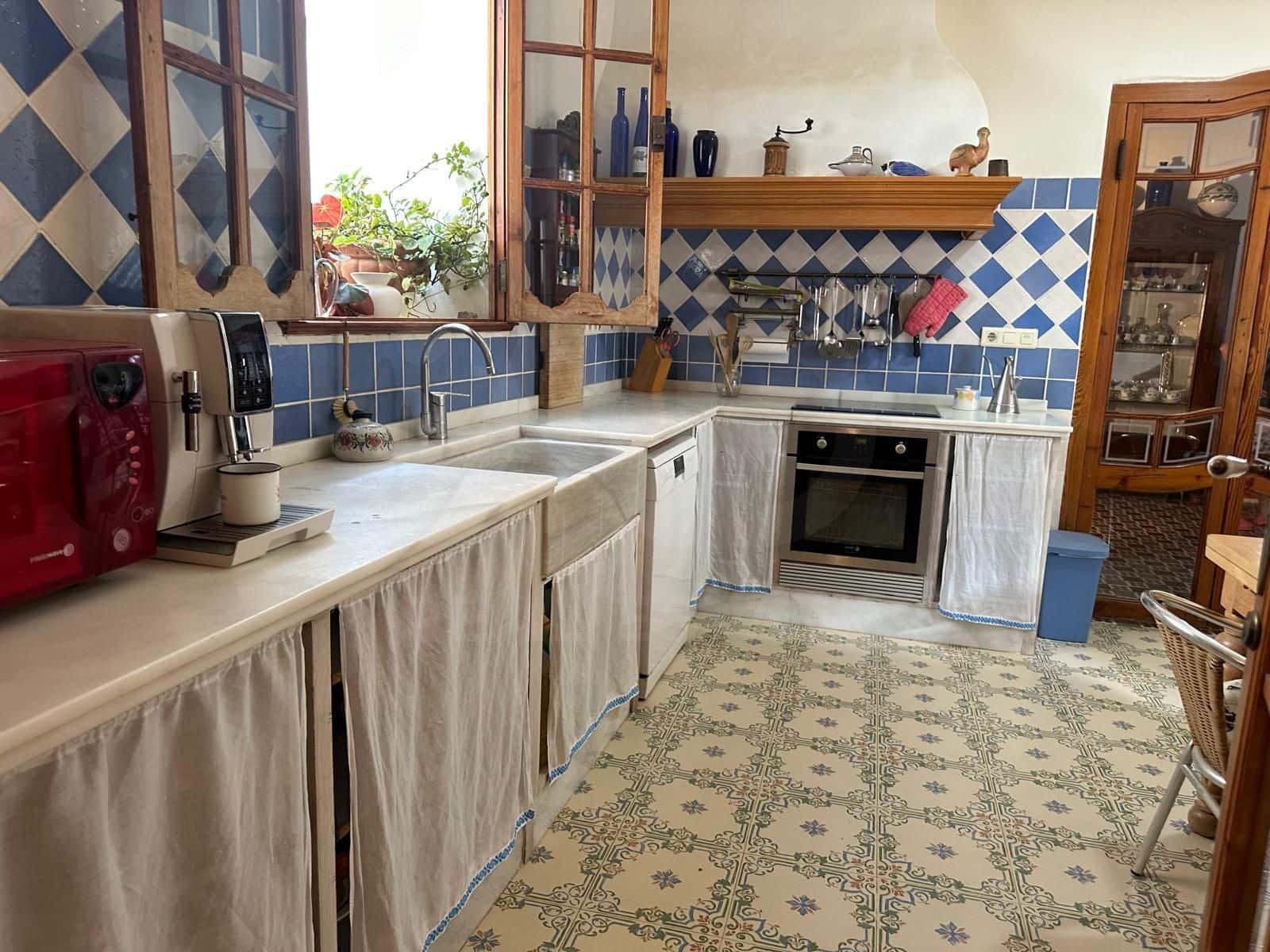 5 soverom Hus til salgs i Valencia by - € 330 000 (Ref: 9991455)