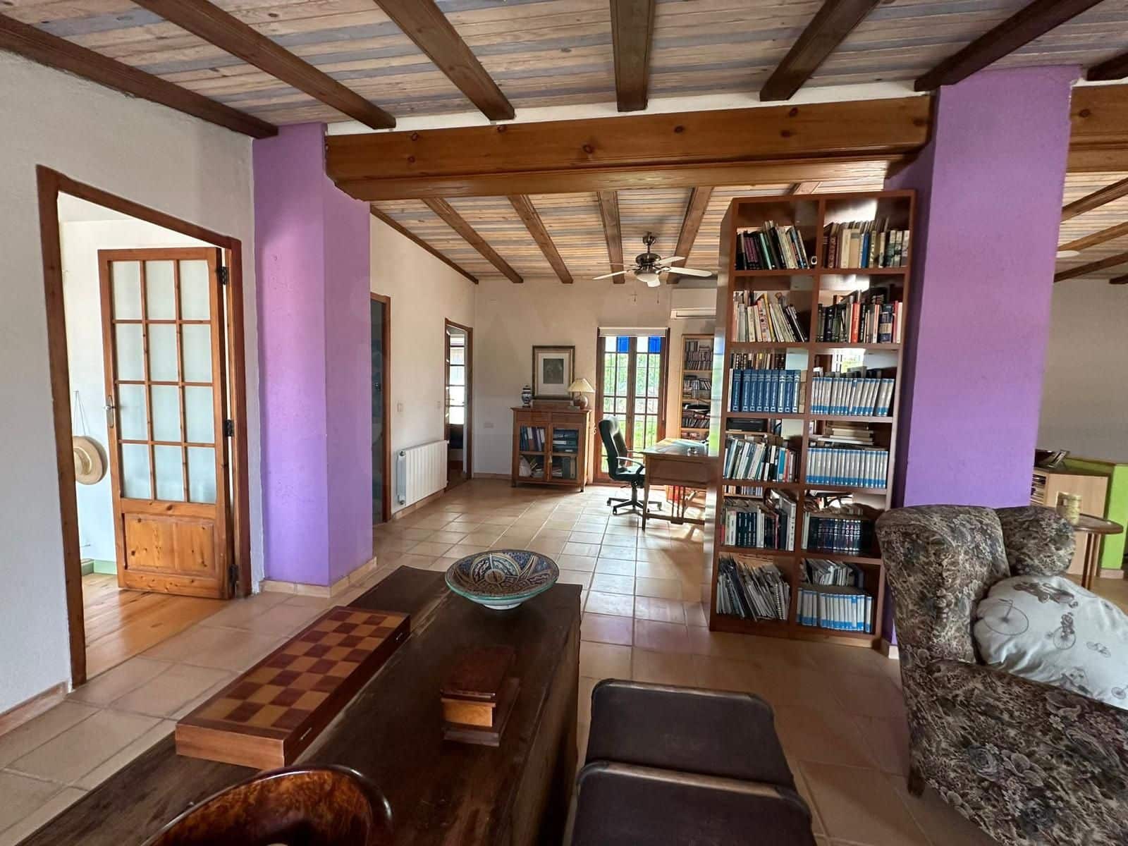 5 soverom Hus til salgs i Valencia by - € 330 000 (Ref: 9991455)