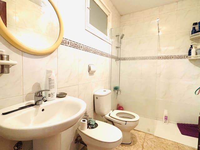 3 camera da letto Villetta a Schiera in vendita in Lleida città con garage - 125.000 € (Rif: 9991456)