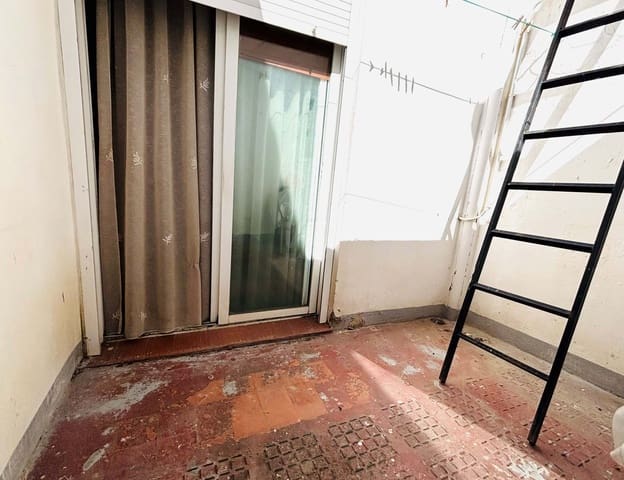 3 camera da letto Villetta a Schiera in vendita in Lleida città con garage - 125.000 € (Rif: 9991456)