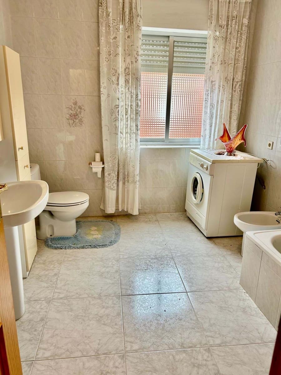 4 chambre Maison de Ville à vendre à Zamora ville avec garage - 60 000 € (Ref: 9991458)