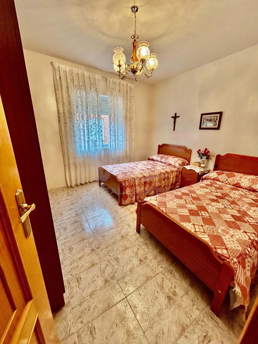 4 chambre Maison de Ville à vendre à Zamora ville avec garage - 60 000 € (Ref: 9991458)