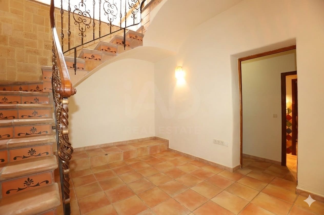 6 quarto Quinta/Casa Rural para venda em Alicante cidade com piscina garagem - 2 390 000 € (Ref: 9991459)