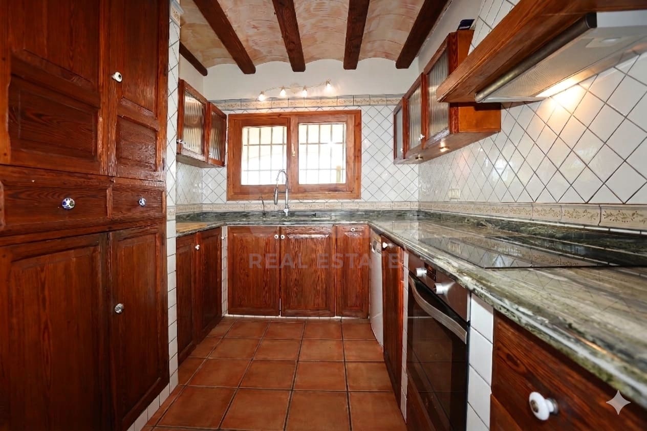 6 quarto Quinta/Casa Rural para venda em Alicante cidade com piscina garagem - 2 390 000 € (Ref: 9991459)