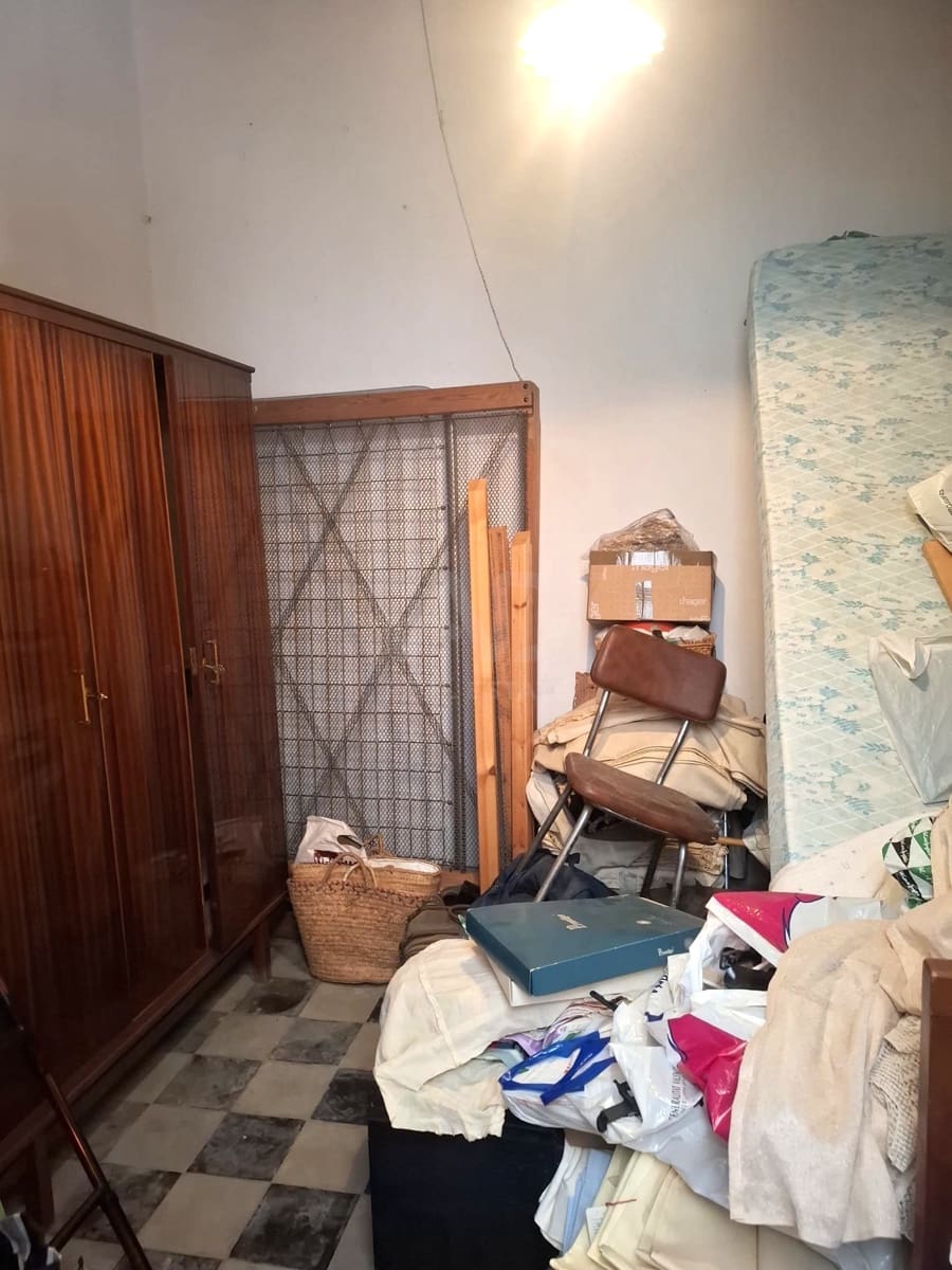 Casa de 3 habitaciones en Alicante / Alacant ciudad en venta - 140.000 € (Ref: 9991460)