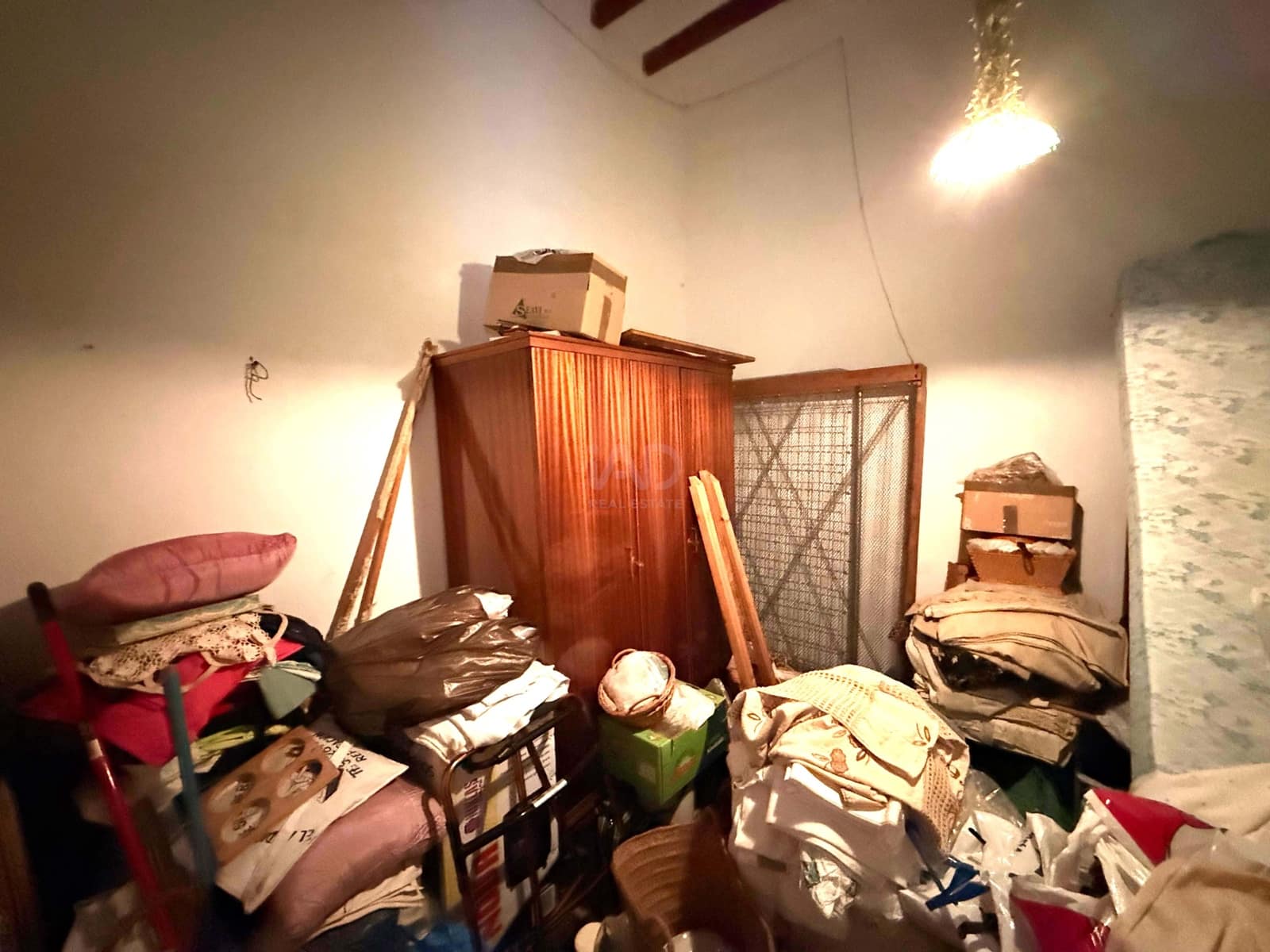Casa de 3 habitaciones en Alicante / Alacant ciudad en venta - 140.000 € (Ref: 9991460)
