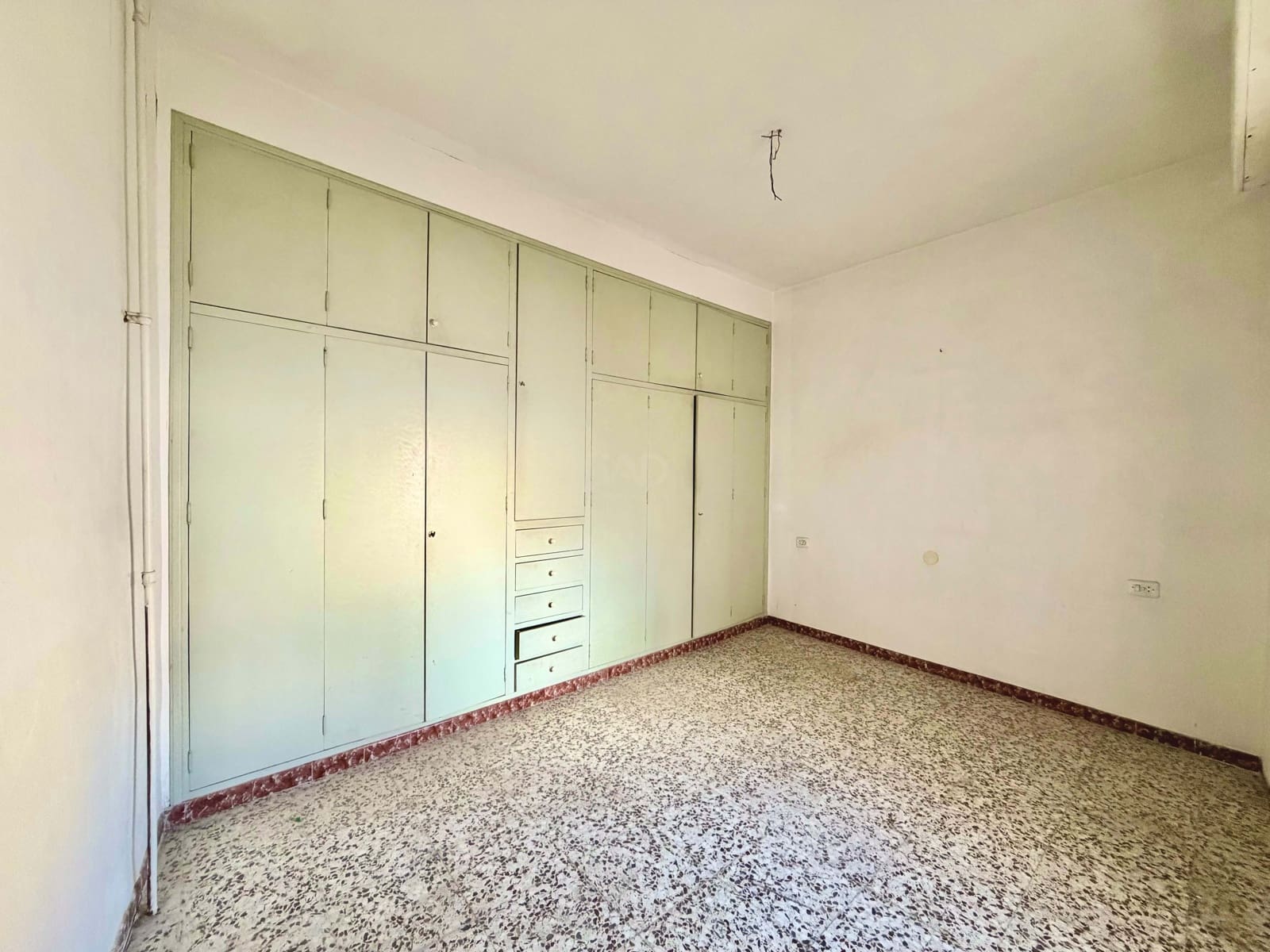 8 Zimmer Haus zu verkaufen in Abaran - 79.000 € (Ref: 9991461)