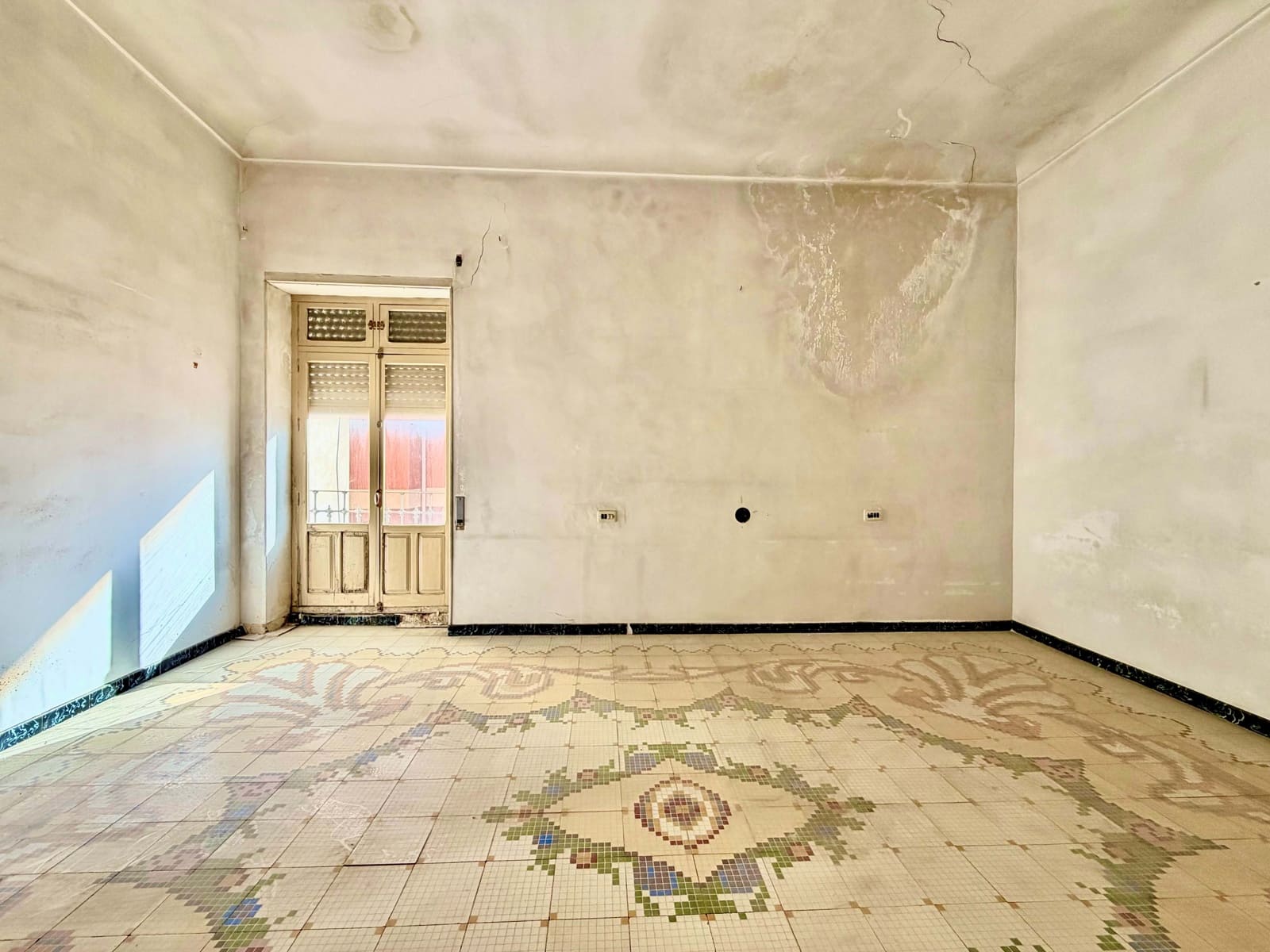 8 Zimmer Haus zu verkaufen in Abaran - 79.000 € (Ref: 9991461)