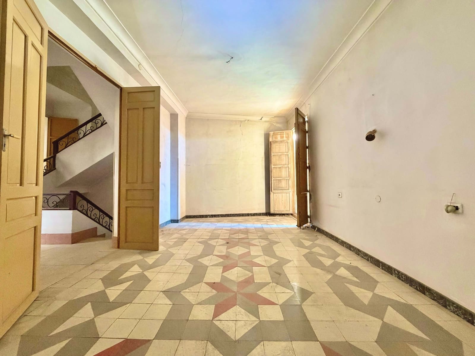 8 Zimmer Haus zu verkaufen in Abaran - 79.000 € (Ref: 9991461)