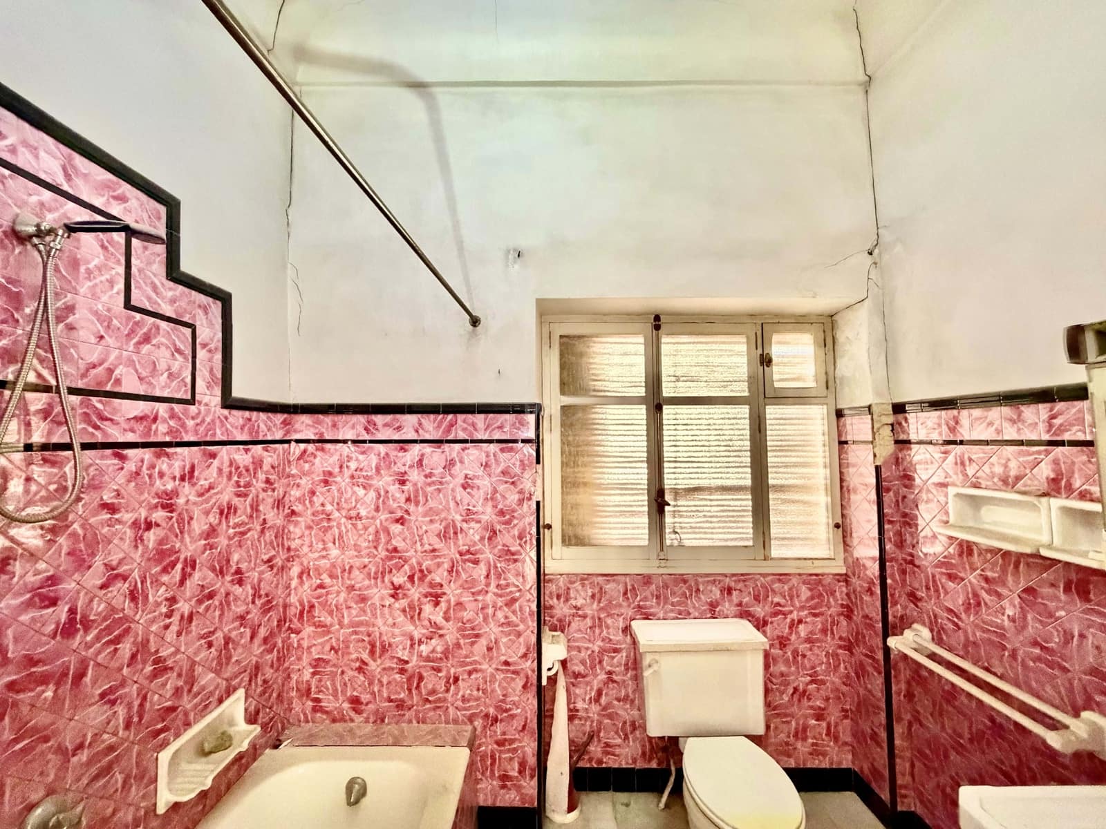 8 Zimmer Haus zu verkaufen in Abaran - 79.000 € (Ref: 9991461)