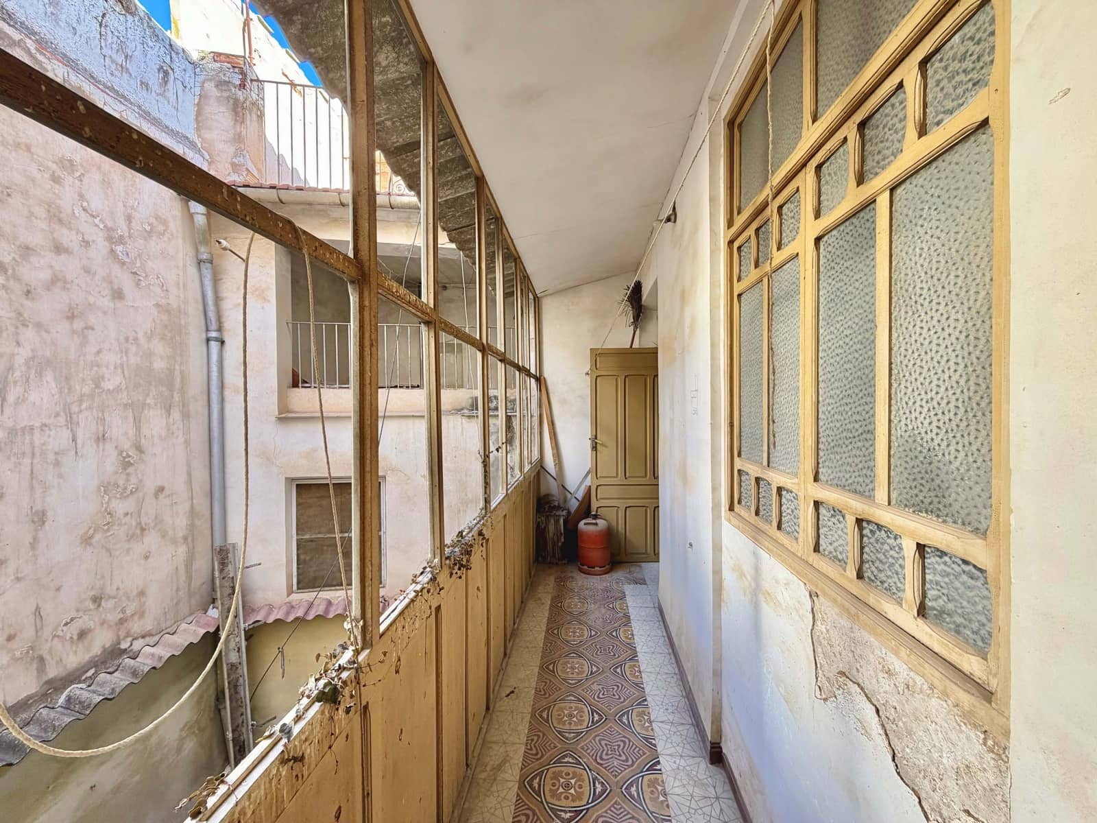 8 Zimmer Haus zu verkaufen in Abaran - 79.000 € (Ref: 9991461)