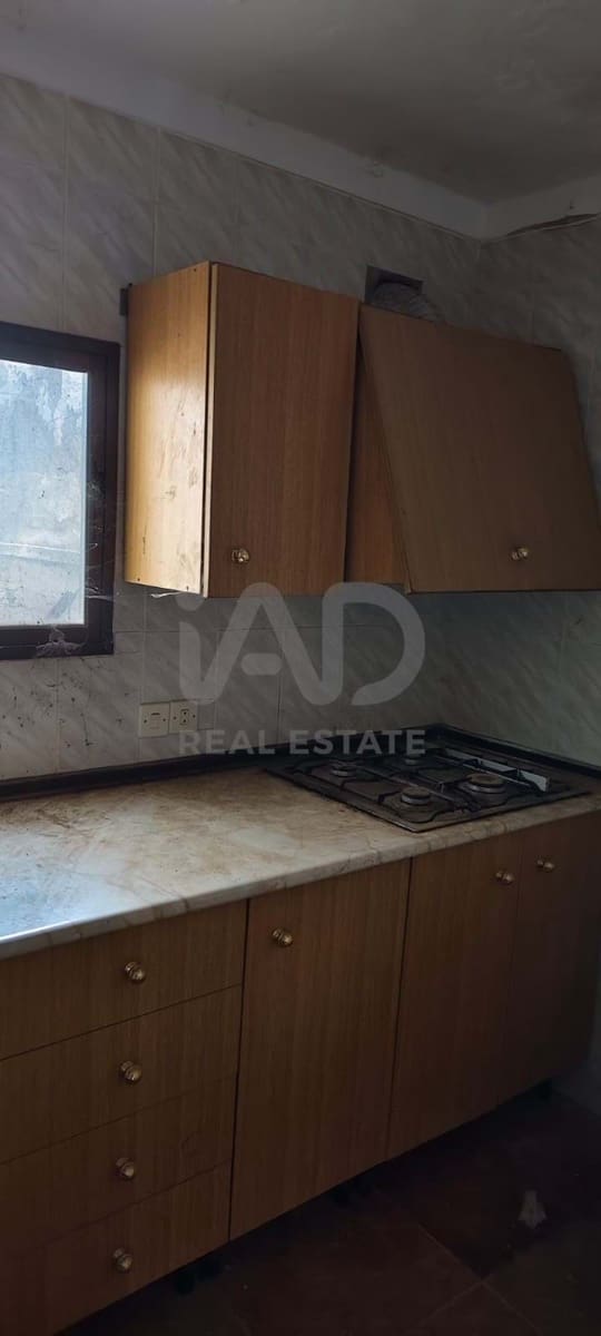 Ruin for sale in Seville city - € 45,000 (Ref: 9991465)