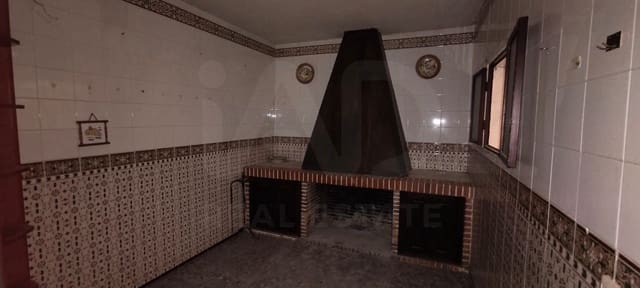 3 soverom Hus til salgs i Sevilla by - € 90 000 (Ref: 9991466)