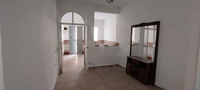 3 soverom Hus til salgs i Sevilla by - € 90 000 (Ref: 9991466)