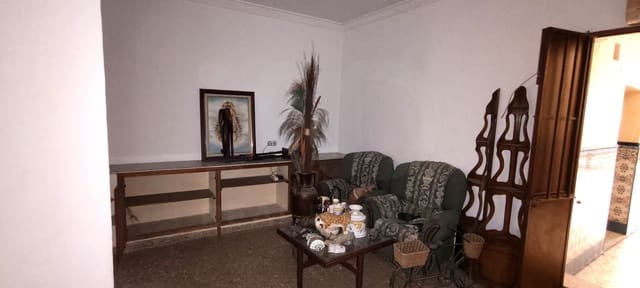 3 soverom Hus til salgs i Sevilla by - € 90 000 (Ref: 9991466)