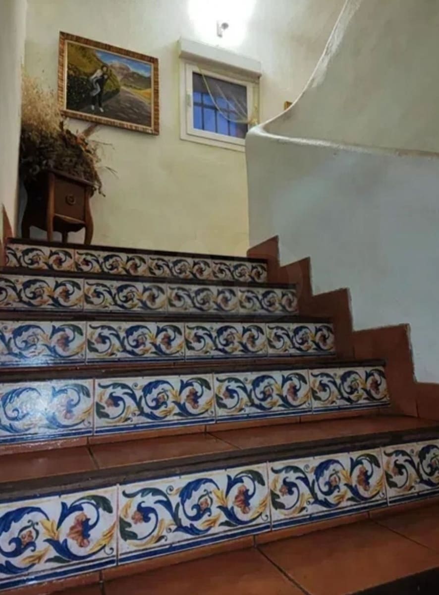 8 quarto Quinta/Casa Rural para venda em Burgos cidade com garagem - 155 000 € (Ref: 9991467)
