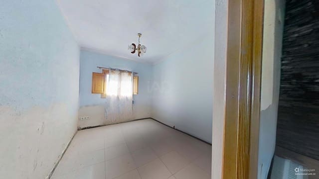 4 makuuhuone Omakotitalo myytävänä paikassa Huesca kaupunki - 88 000 € (Ref: 9991470)