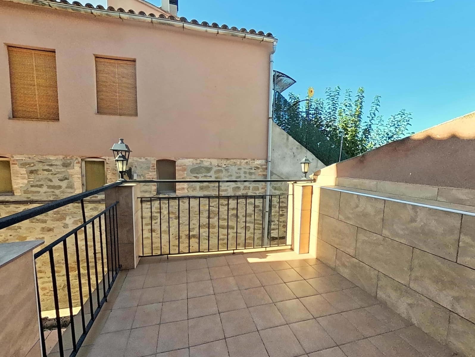 6 camera da letto Casa in vendita in Lleida citta con garage - 190.000 € (Rif: 9991471)