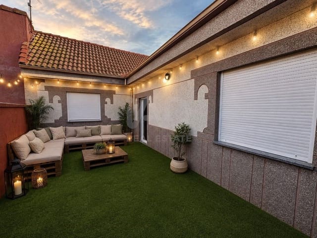 4 soverom Finca/Herregård til salgs i Leon by med garasje - € 199 000 (Ref: 9991474)