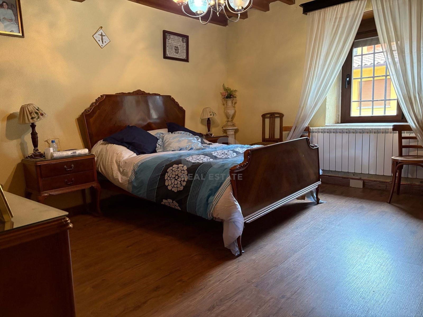 8 slaapkamer Huis te koop in Salamanca stad - € 135.000 (Ref: 9991476)