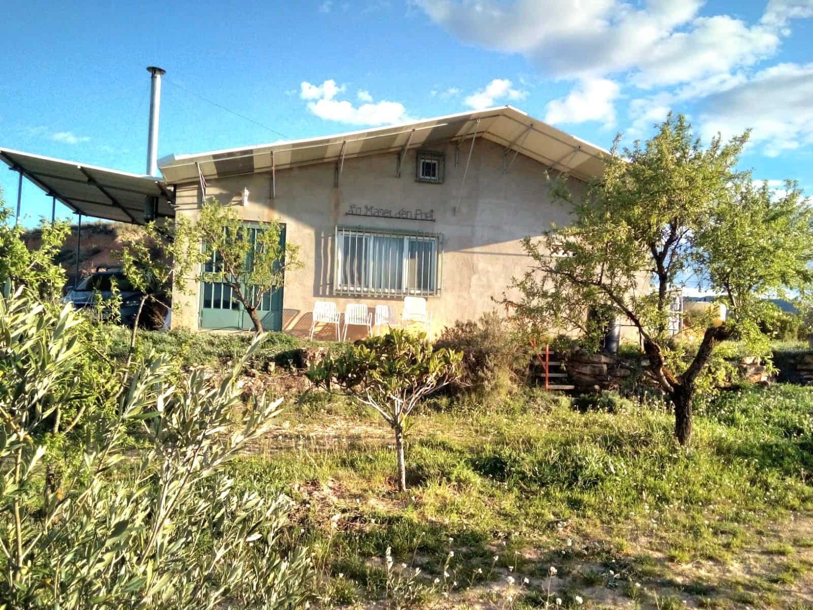 Finca/Landhuis te koop in Tarragona stad - € 150.000 (Ref: 9991477)