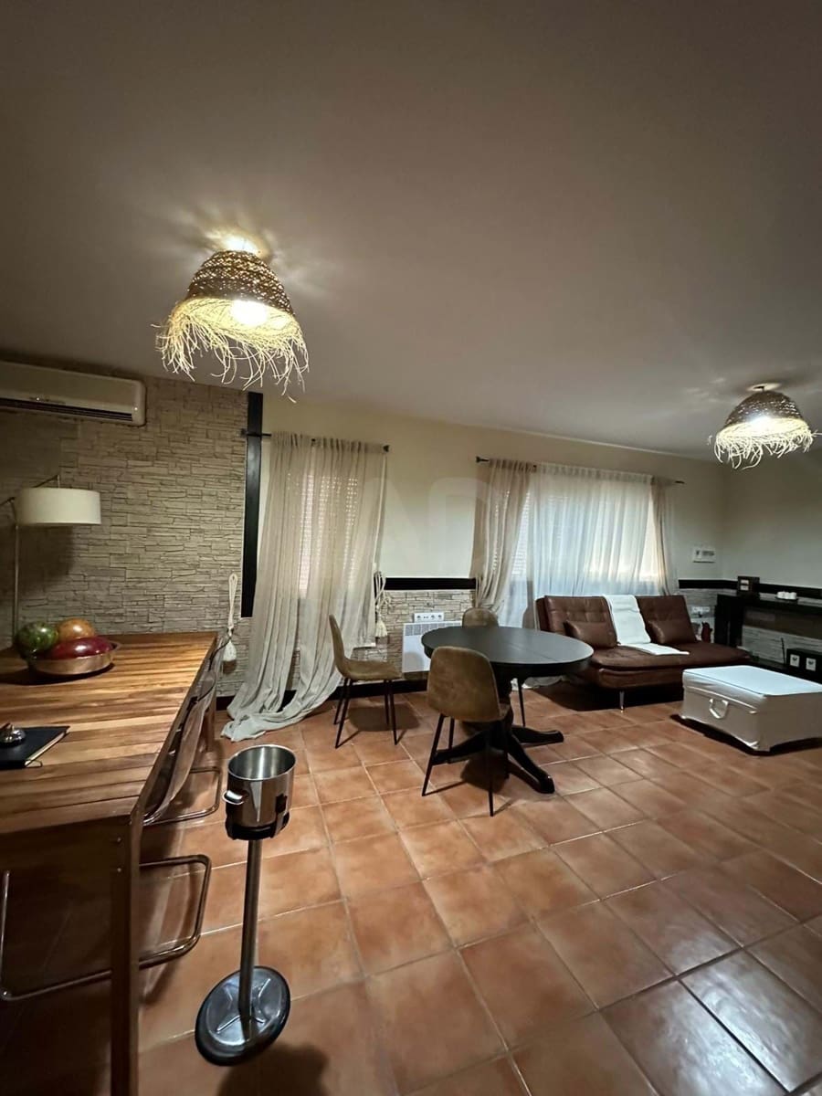3 soverom Hus til salgs i Sevilla by - € 345 500 (Ref: 9991478)