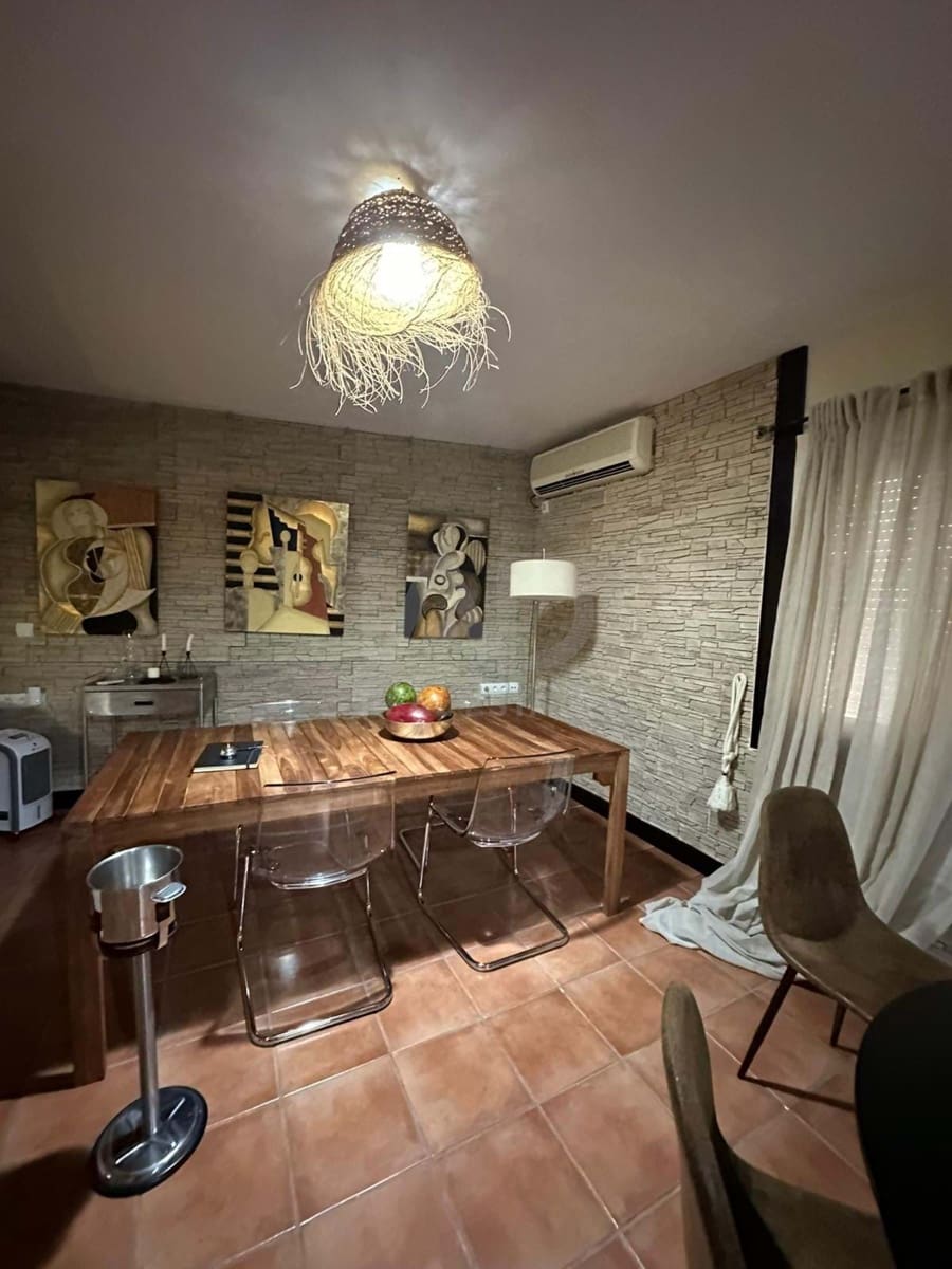3 soverom Hus til salgs i Sevilla by - € 345 500 (Ref: 9991478)