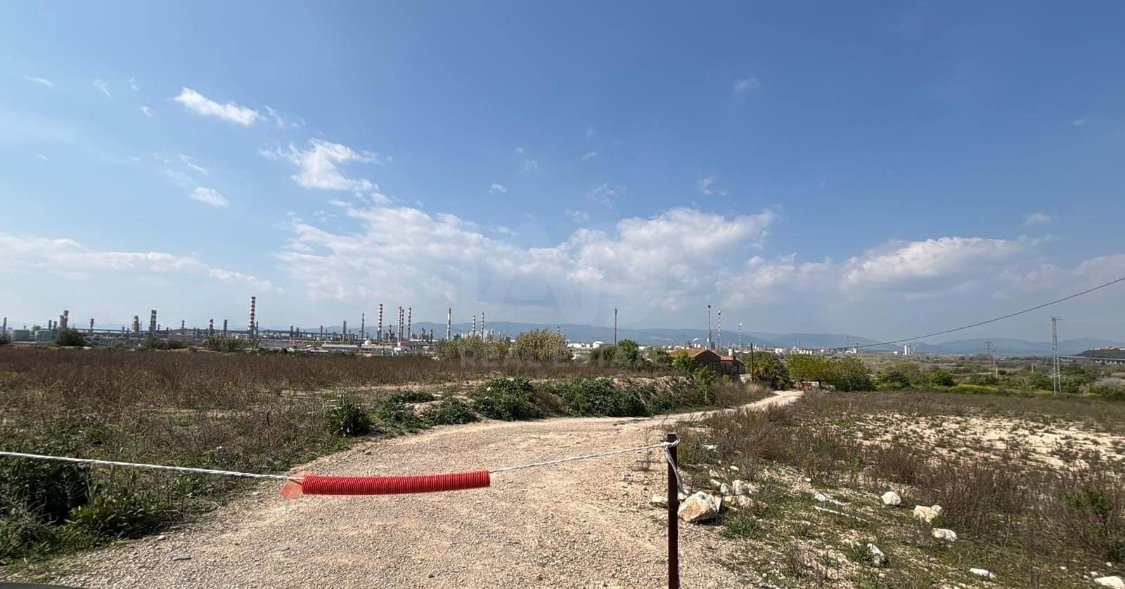 Maalaistalo myytävänä paikassa Tarragona kaupunki - 525 000 € (Ref: 9991479)