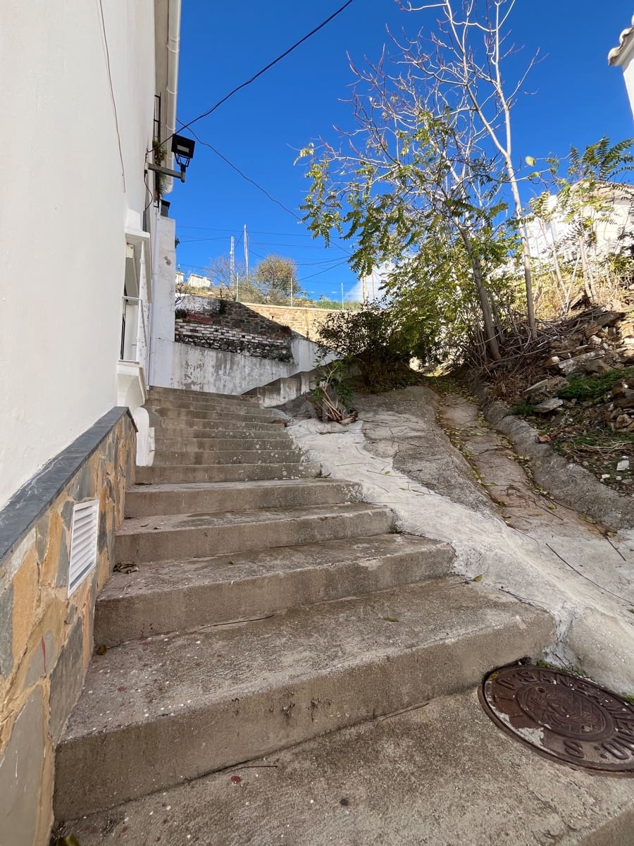Tontti myytävänä paikassa Malaga kaupunki - 75 000 € (Ref: 9991480)
