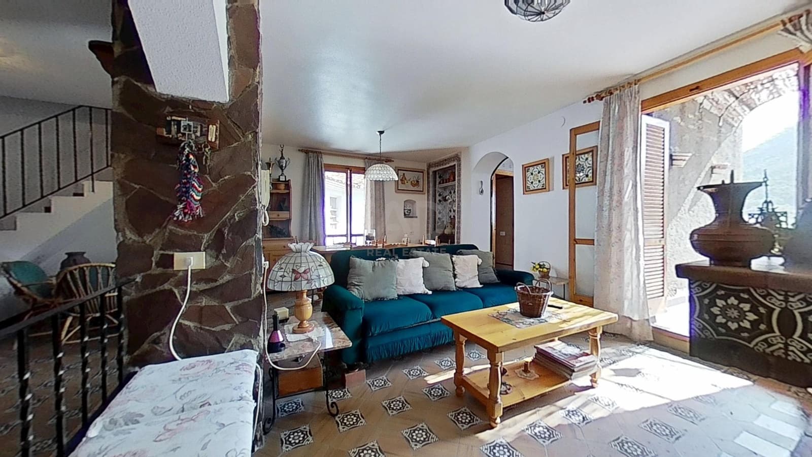 3 Zimmer Haus zu verkaufen in Eslida mit Garage - 199.000 € (Ref: 9991486)