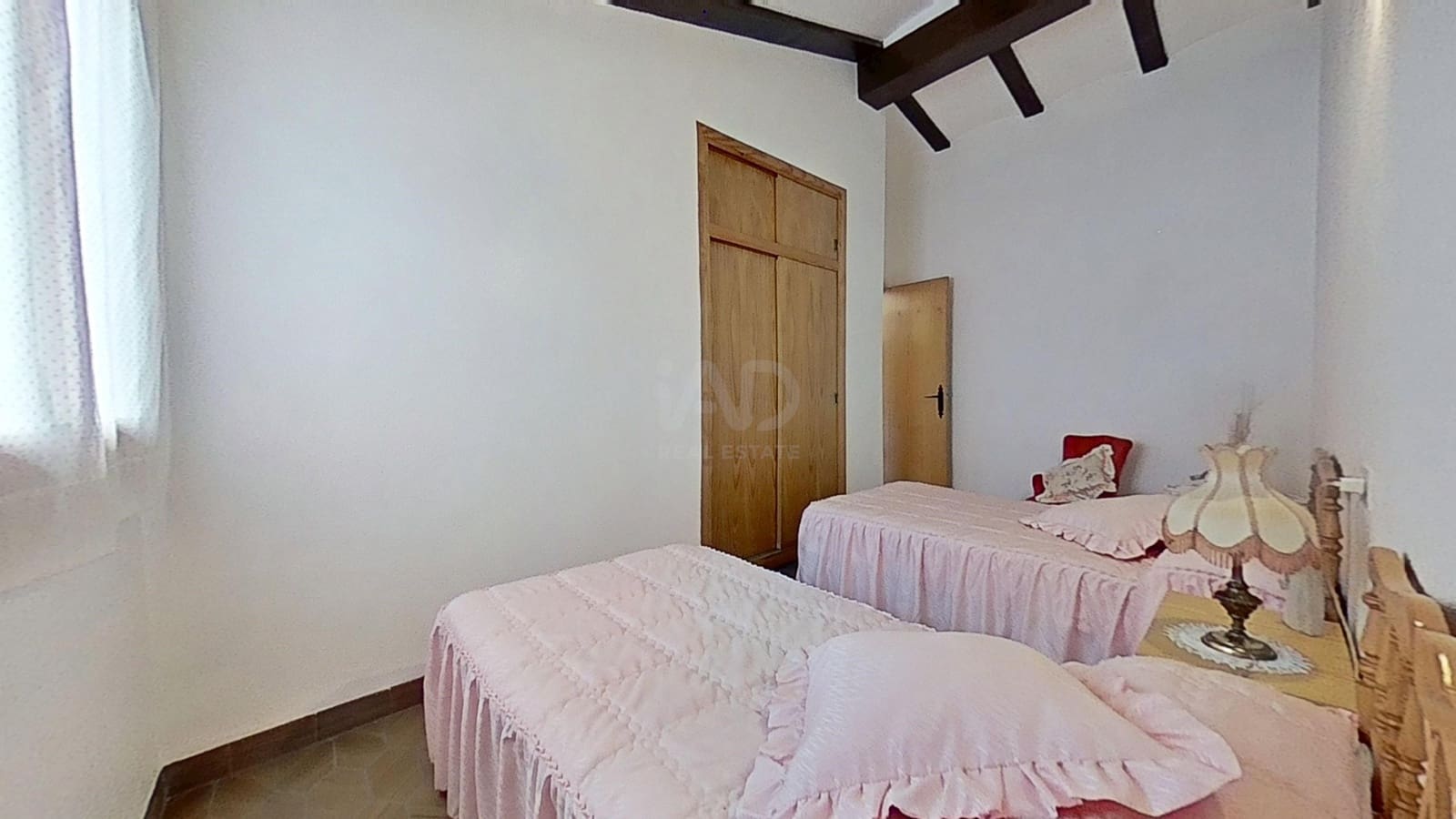3 Zimmer Haus zu verkaufen in Eslida mit Garage - 199.000 € (Ref: 9991486)