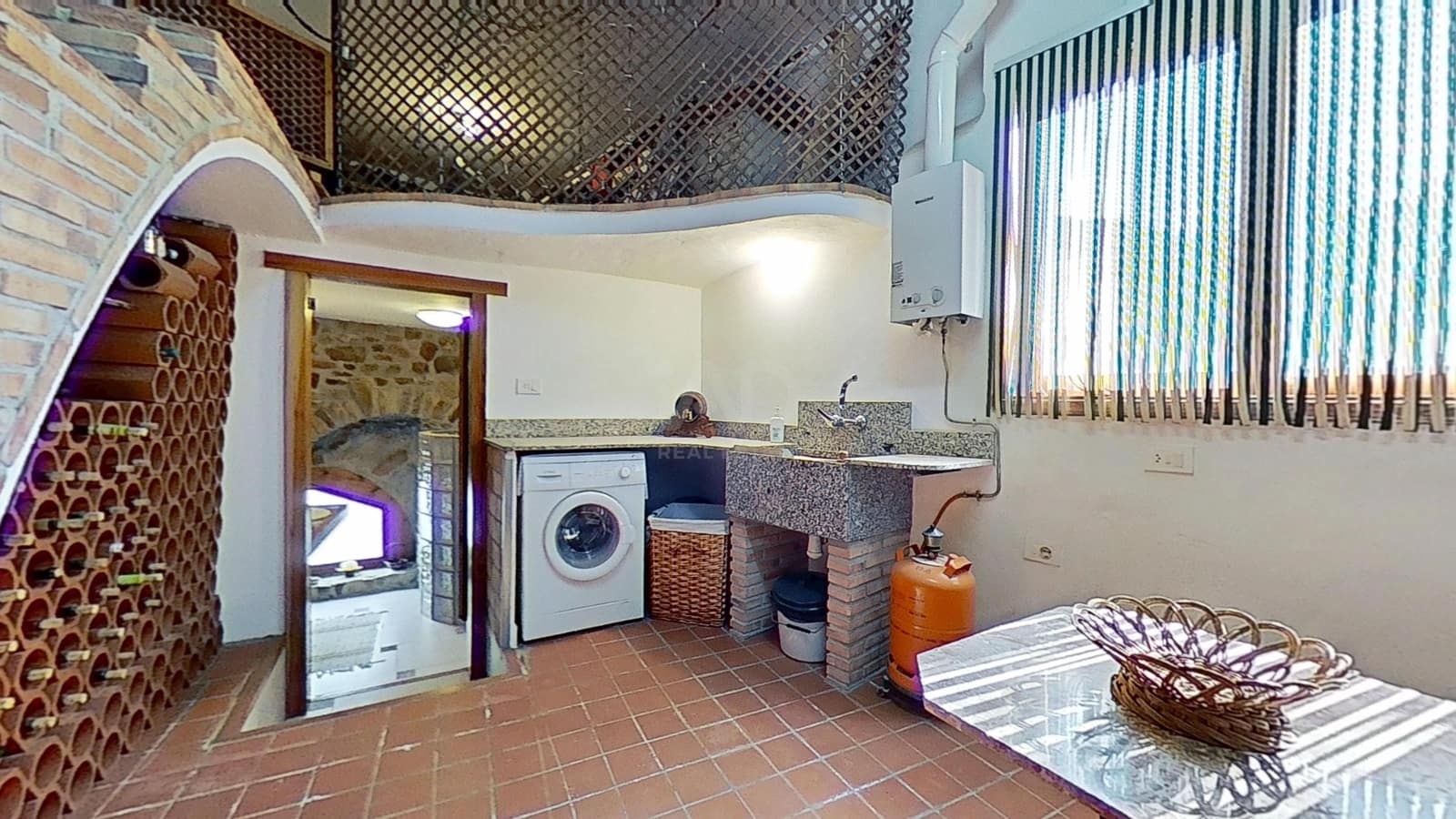3 Zimmer Haus zu verkaufen in Eslida mit Garage - 199.000 € (Ref: 9991486)