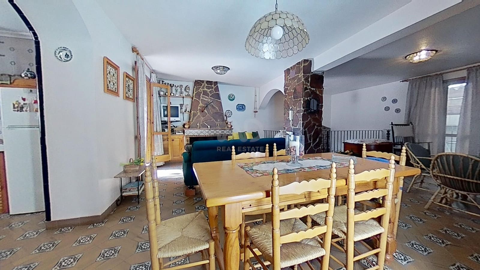 3 Zimmer Haus zu verkaufen in Eslida mit Garage - 199.000 € (Ref: 9991486)