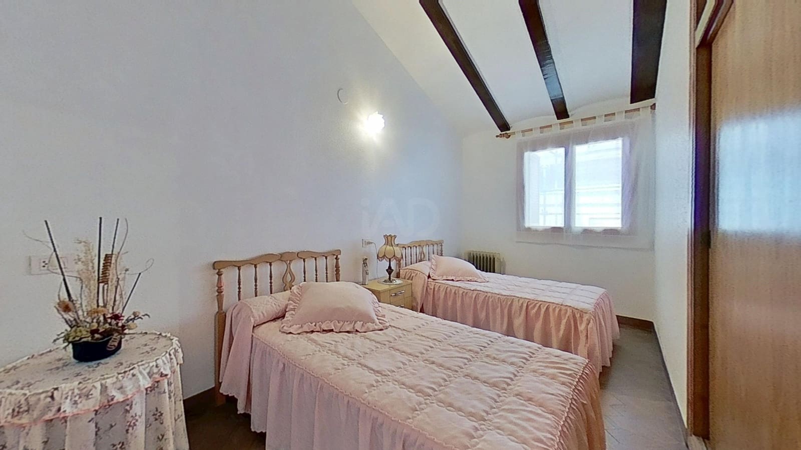 3 Zimmer Haus zu verkaufen in Eslida mit Garage - 199.000 € (Ref: 9991486)