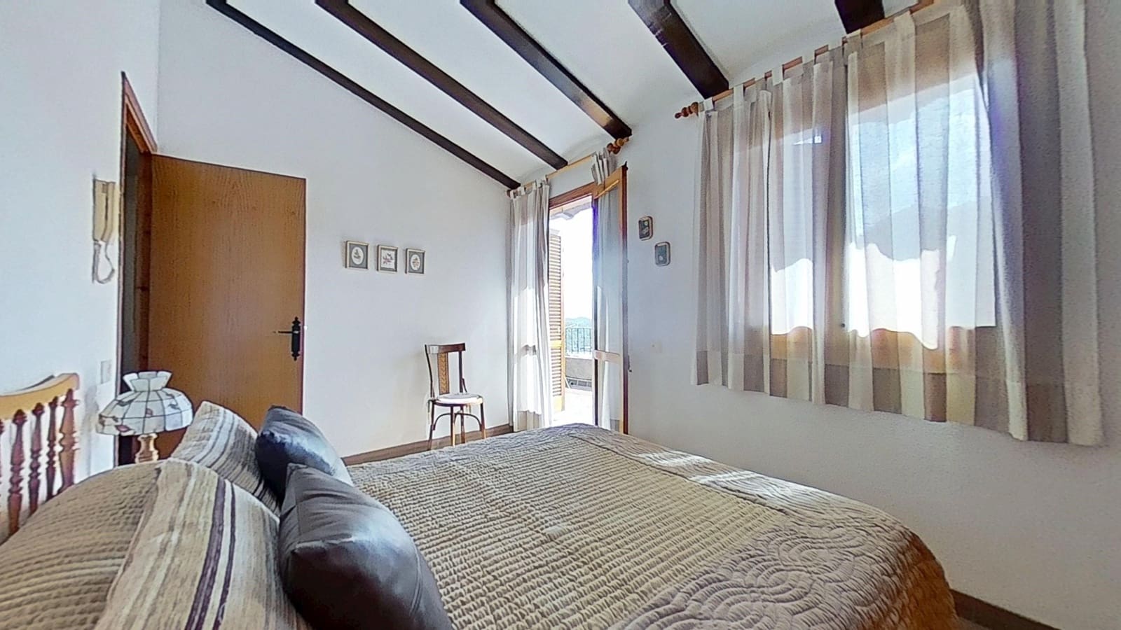 3 Zimmer Haus zu verkaufen in Eslida mit Garage - 199.000 € (Ref: 9991486)